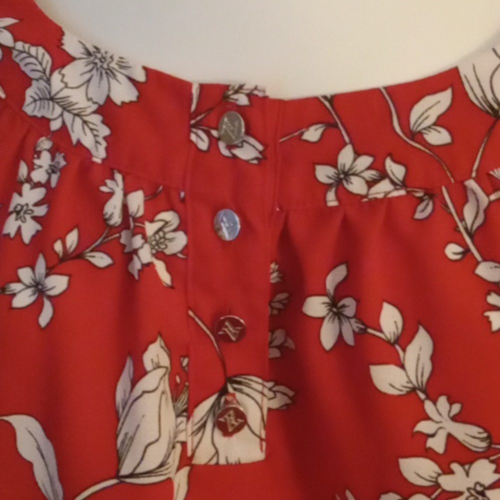 Floral top - Picture 2 of 4